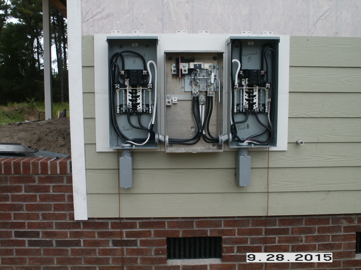 Gallery – His & Her Electric, LLC wiring a 200 amp meter base 